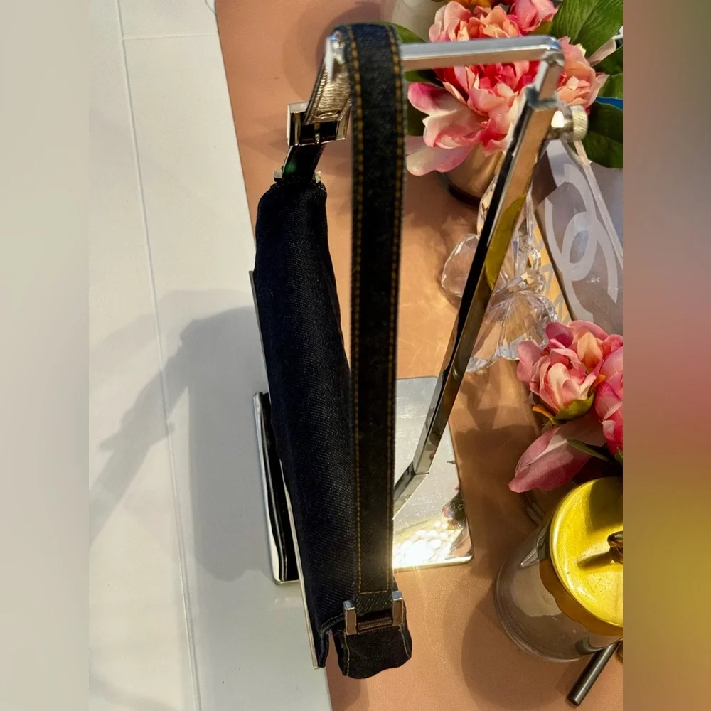 Fendi Denim Baguette - Picture 5 of 14